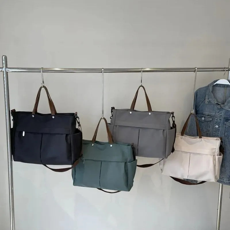 Grand sac à main cabas de cours multipoches à bandoulière en nylon Maëlys