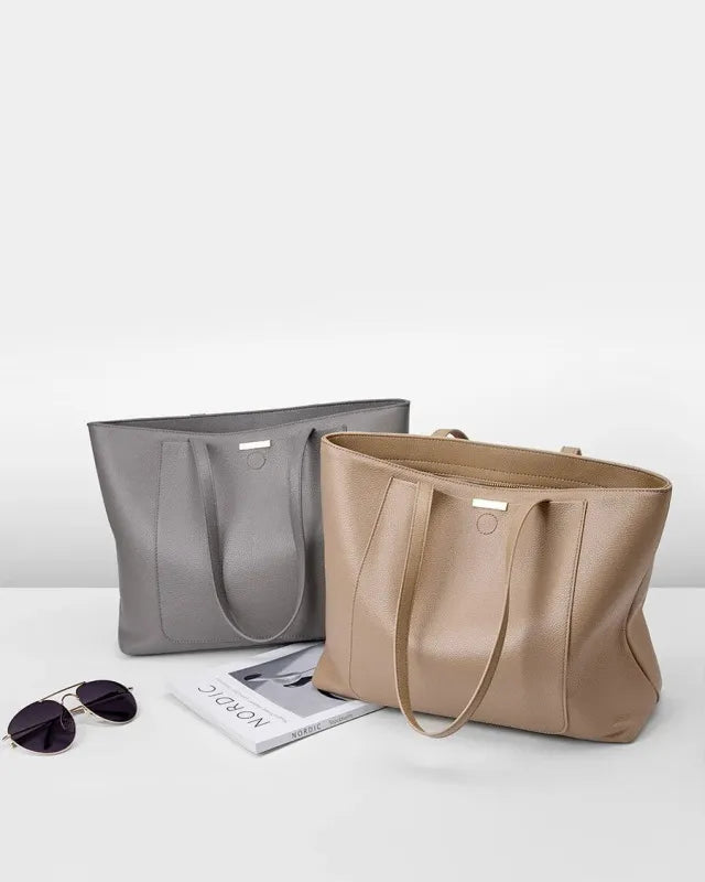 Sac à main cabas grandes poches avant et arrière Romy