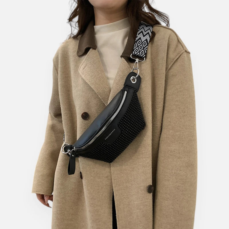 Sac banane noir à bandoulière avec strass Elina