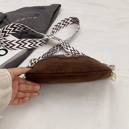 Sac banane en suédine au style bohème et Isabeau