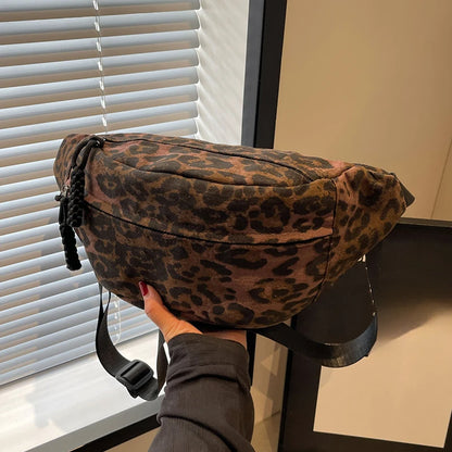 Sac banane vintage en toile léopard avec bandoulière réglable Cyrielle