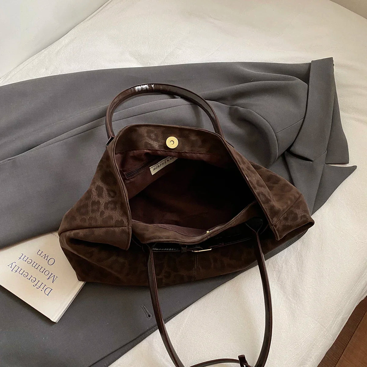 Grand sac à main bandoulière épaule motif léopard Chloé