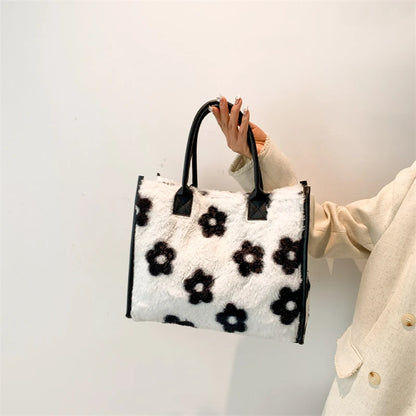 Grand sac à main cabas en fourrure à motifs au design hivernal Éléonore