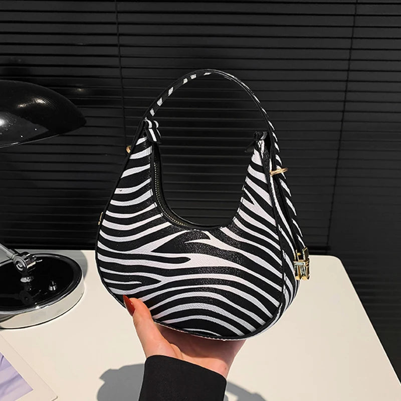 Petit sac à main bandoulière épaule motif animalier au design personnalisé et moderne Octavie