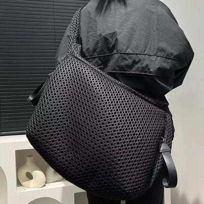 Grand sac à main cabas bandoulière de cours léger au style urbain Esmée