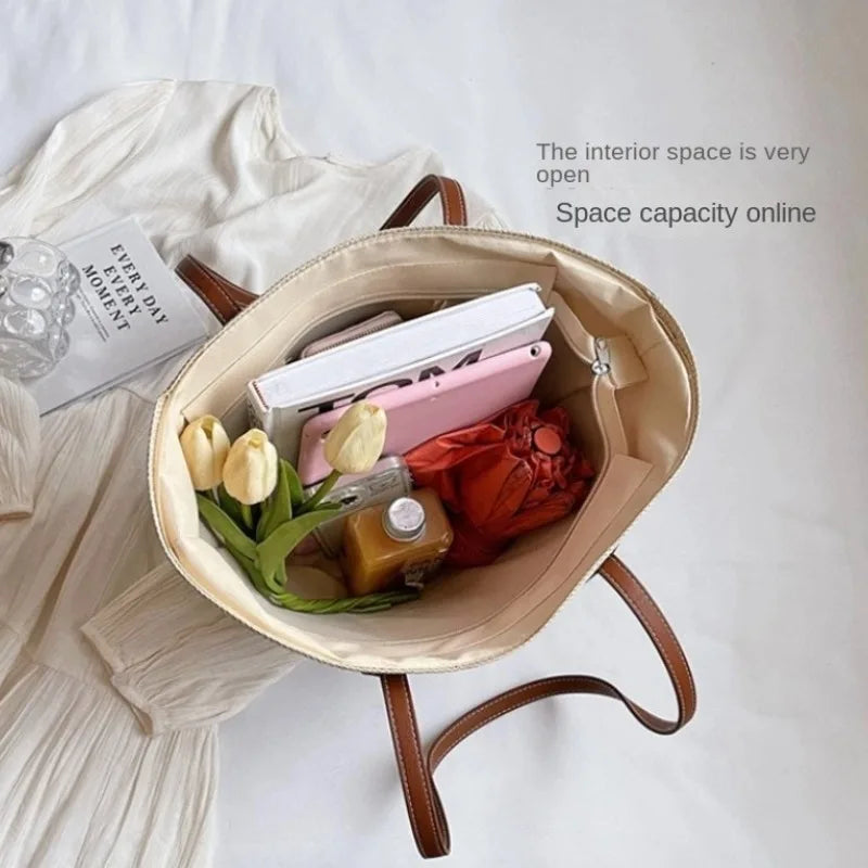 Grand sac à main cabas rayé en paille Aïna