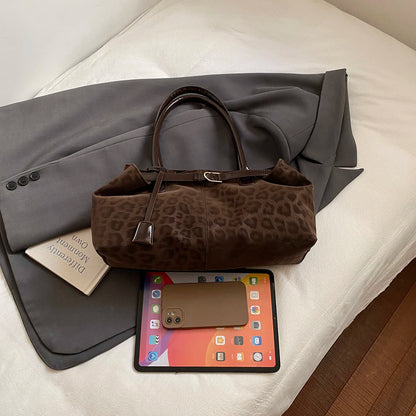 Grand sac à main bandoulière épaule motif léopard Chloé