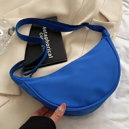 Sac à main banane demi-lune en tissu tendance Yvette