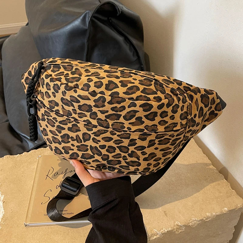 Sac banane vintage en toile léopard avec bandoulière réglable Cyrielle