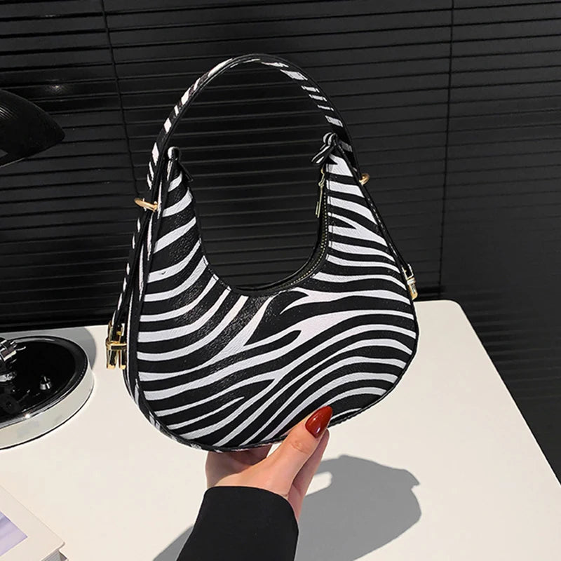 Petit sac à main bandoulière épaule motif animalier au design personnalisé et moderne Octavie