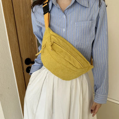 Grand sac banane en velours côtelé Adèle