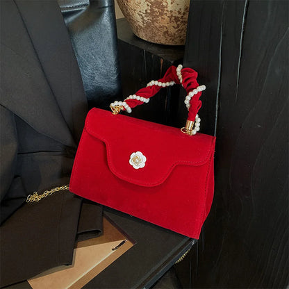 Petit sac à main vintage en velours rouge avec perles et nœud Valentina