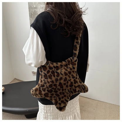 Grand sac à main cabas en peluche imprimé léopard et étoile Stella