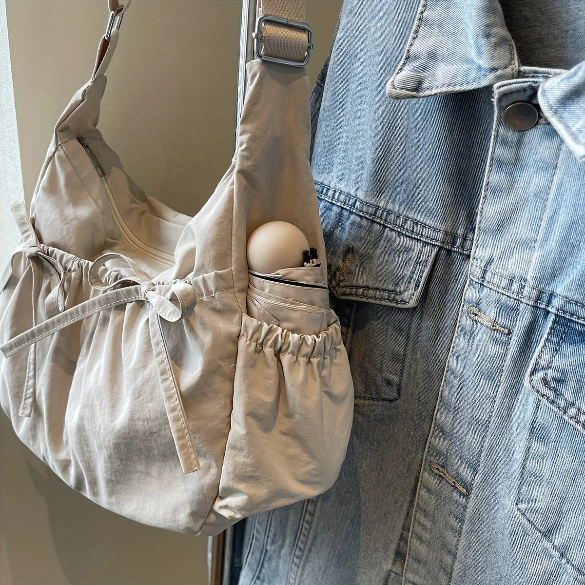 Grand sac à main hobo plissé en nylon léger et multi-poches Inès