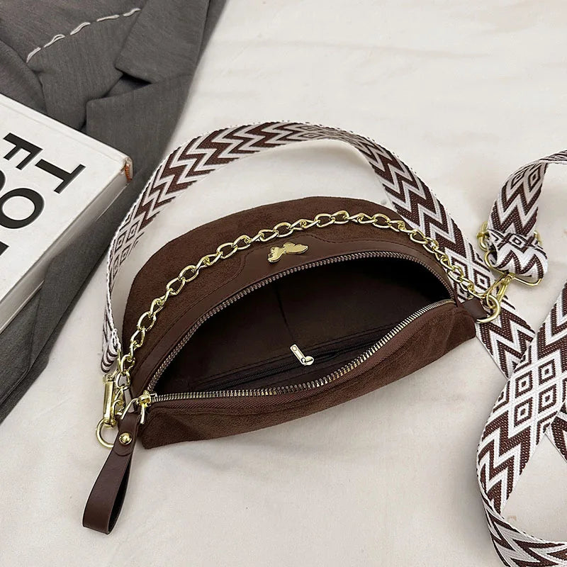 Sac banane en suédine au style bohème et Isabeau