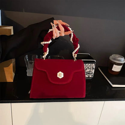 Petit sac à main vintage en velours rouge avec perles et nœud Valentina