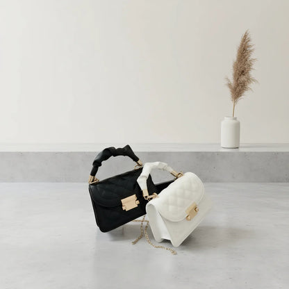 Petit sac à main matelassé à rabat avec bandoulière doré Sophie