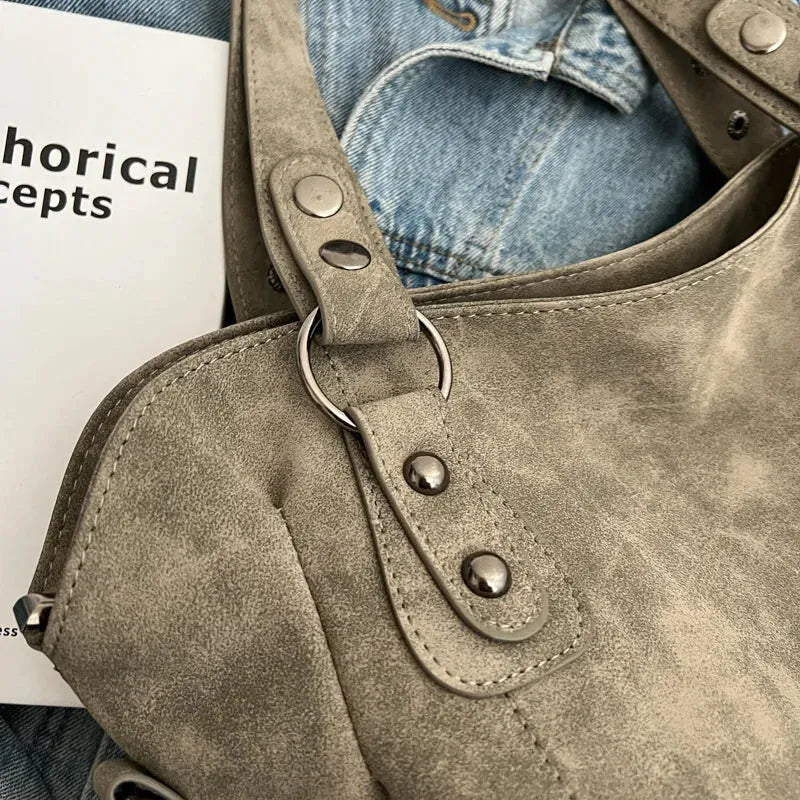 Grand sac à main bandoulière de cours rétro souple Mahé