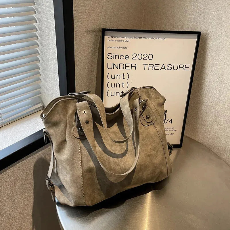 Grand sac à main bandoulière de cours rétro souple Mahé