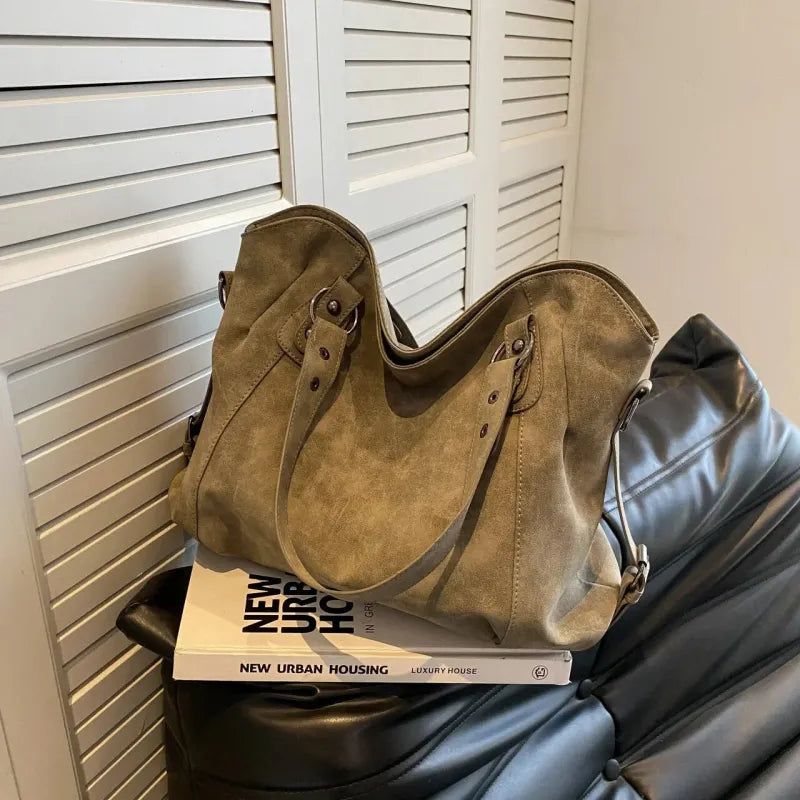 Grand sac à main bandoulière de cours rétro souple Mahé