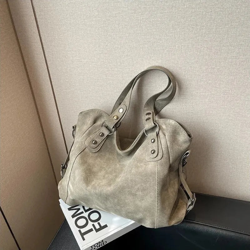 Grand sac à main bandoulière de cours rétro souple Mahé