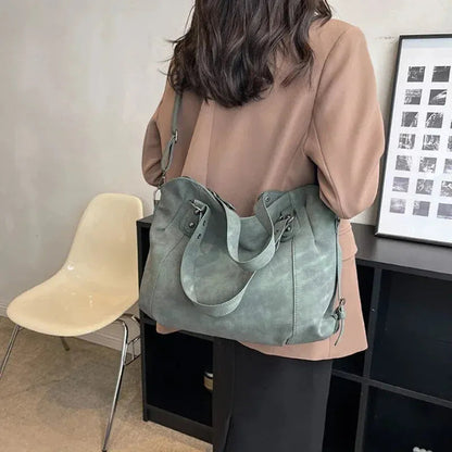 Grand sac à main bandoulière de cours rétro souple Mahé