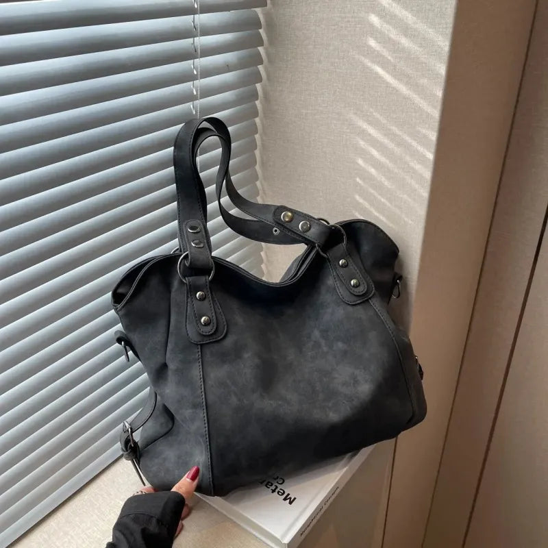 Grand sac à main bandoulière de cours rétro souple Mahé