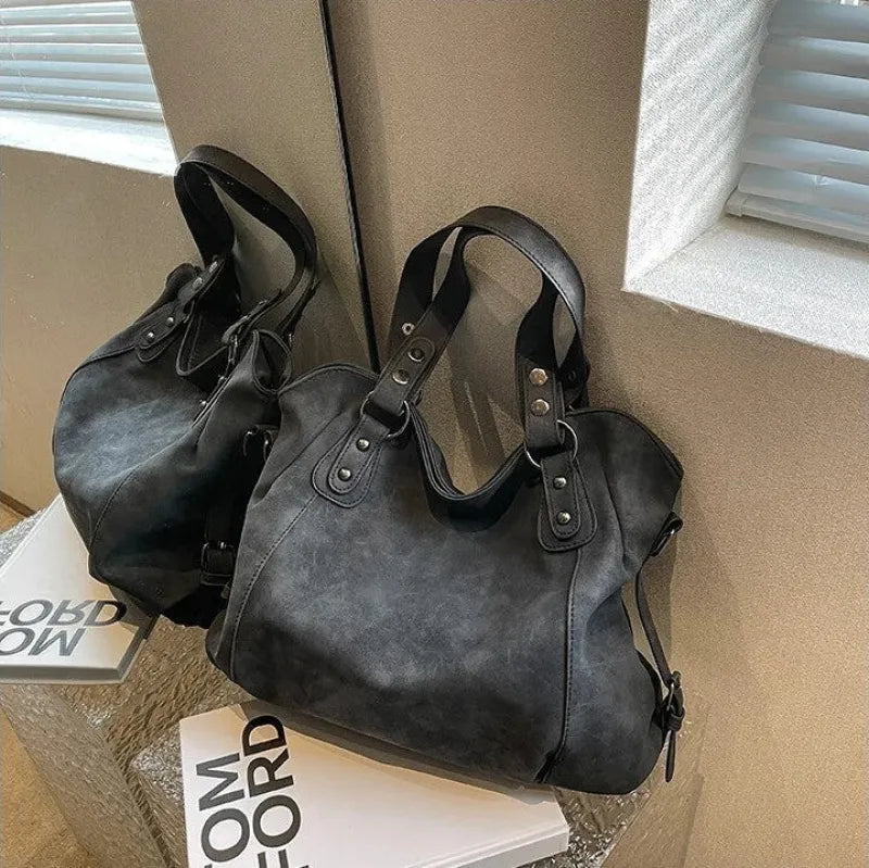 Grand sac à main bandoulière de cours rétro souple Mahé