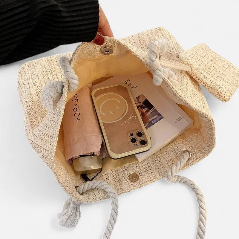 Grand sac à main cabas en paille avec anses en corde et pochette assortie Livia