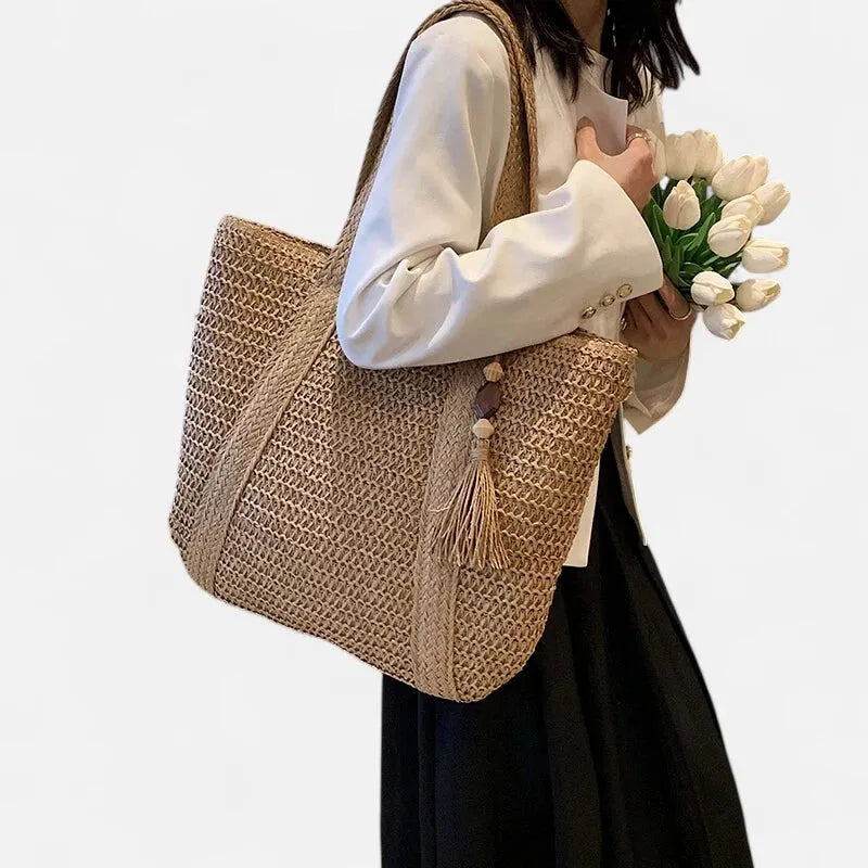 Grand sac à main cabas en paille avec pompon Naïma