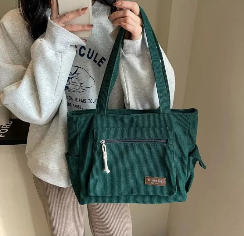 Grand sac à main cabas multipoches en velours Blandine