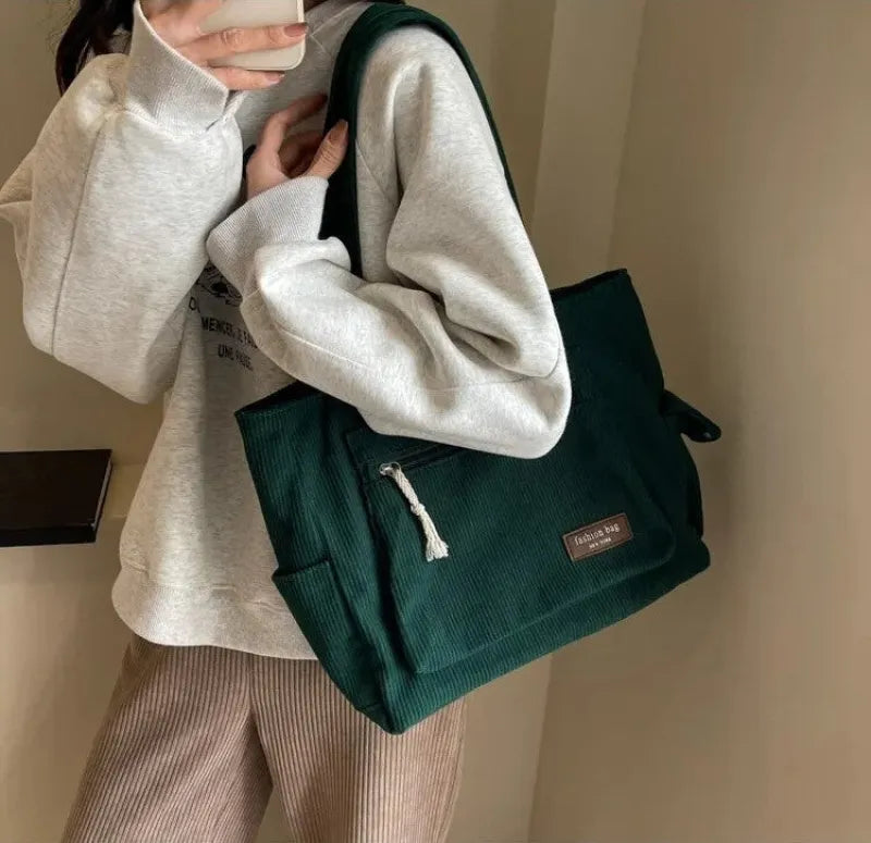 Grand sac à main cabas multipoches en velours Blandine