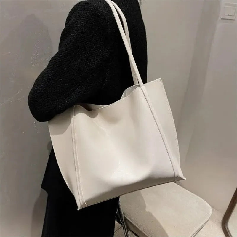 Grand sac à main cabas souple avec pochette assortie Amandine