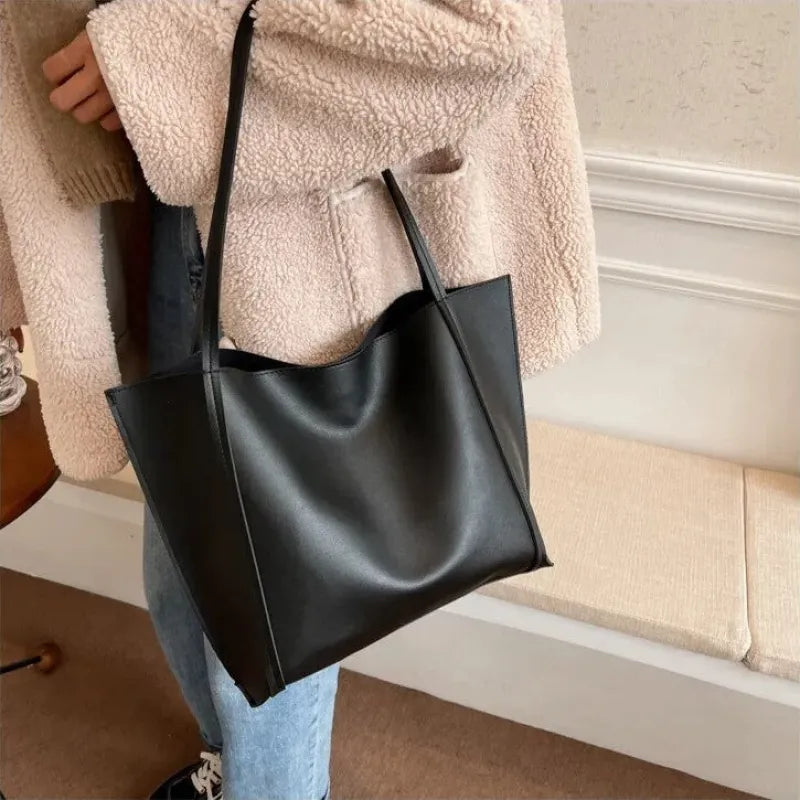 Grand sac à main cabas souple avec pochette assortie Amandine