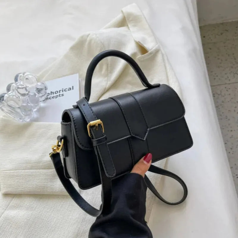 Petit sac à main bandoulière à rabat Amalia