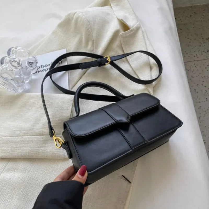 Petit sac à main bandoulière à rabat Amalia