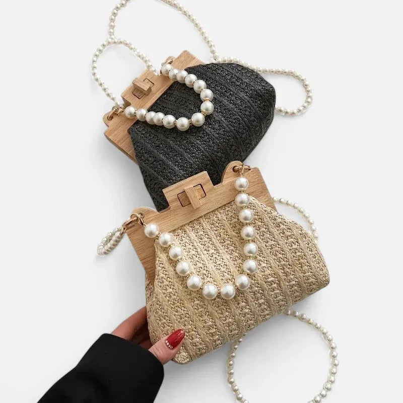 Petit sac à main en paille avec bandoulière et anses en perle Maïa