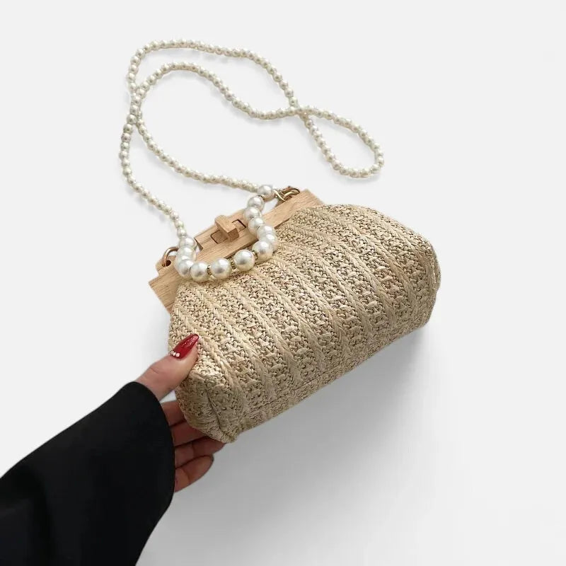 Petit sac à main en paille avec bandoulière et anses en perle Maïa