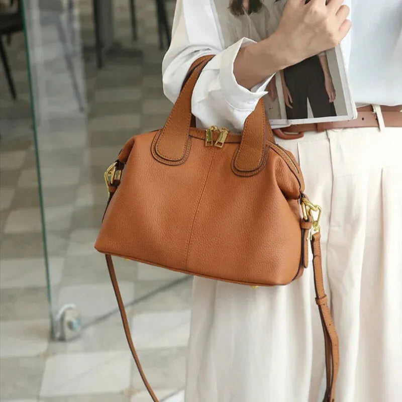 Sac à main bandoulière aux finitions doré Sofia