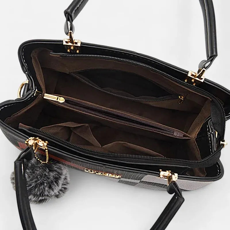 Sac à main bandoulière avec son charms pompon Isabella