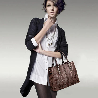 Sac à main bandoulière brillant et texturé Bianca