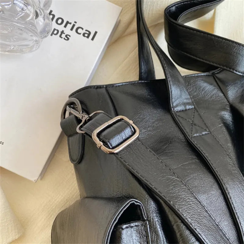 Sac à main bandoulière rétro de cours souple Lucie