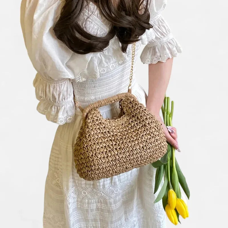 Sac à main en paille avec bandoulière en chaîne dorée Jade